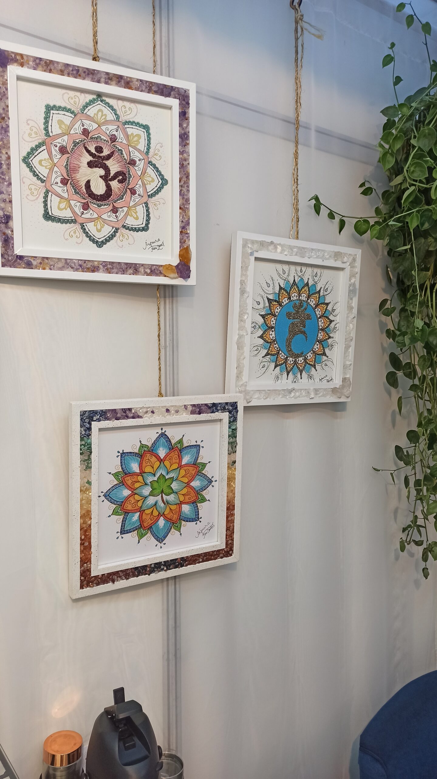 encomenda sem foto mandalas Mandalas com Cristais e moldura de cristais M - Imagem 1